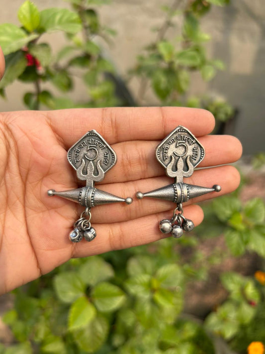 Vintage-Inspired Statement Ghoongroo Earrings