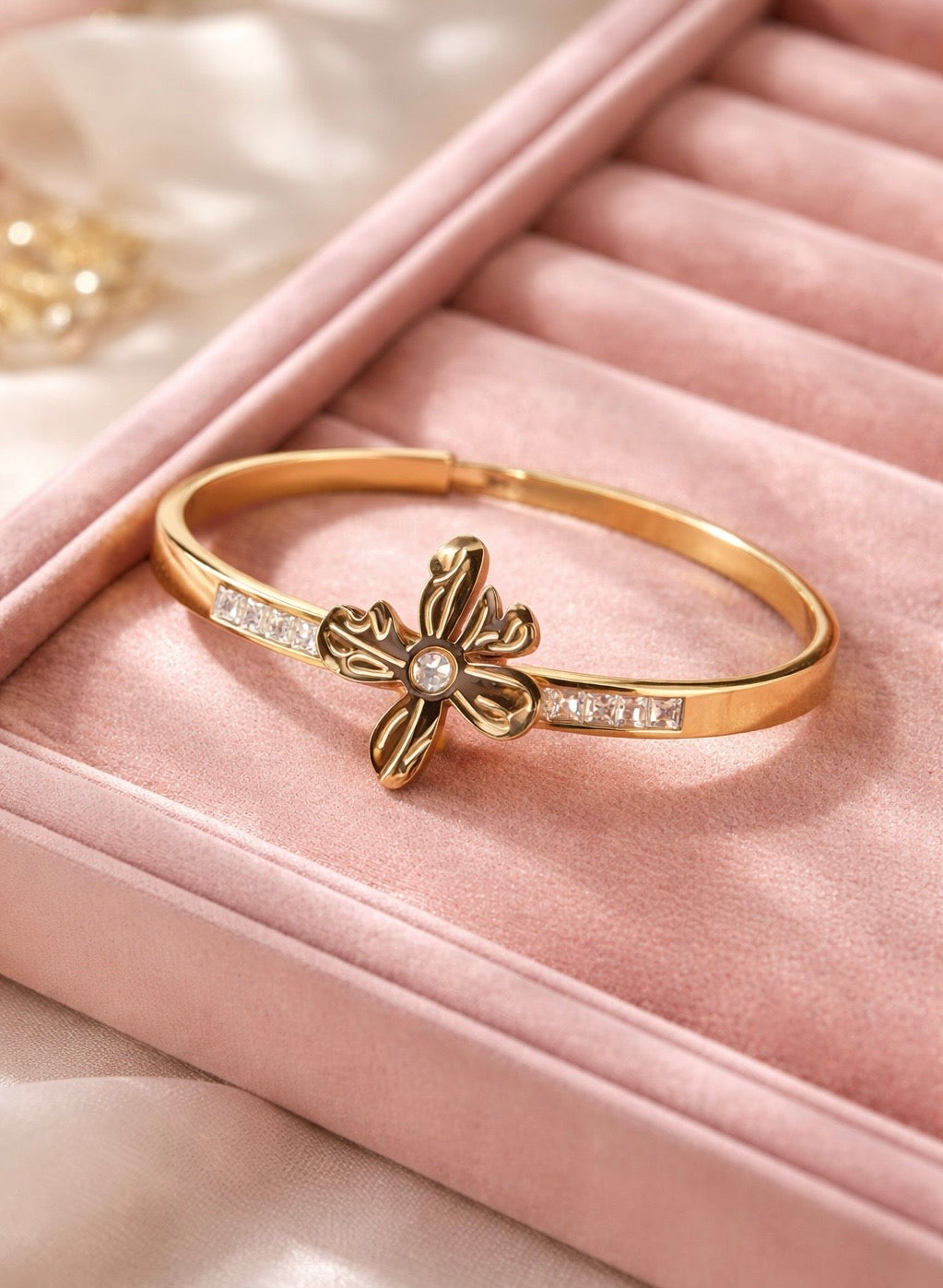 Gold Butterfly Baguette – Luxury Hinged Bracelet with Crystal Inlays