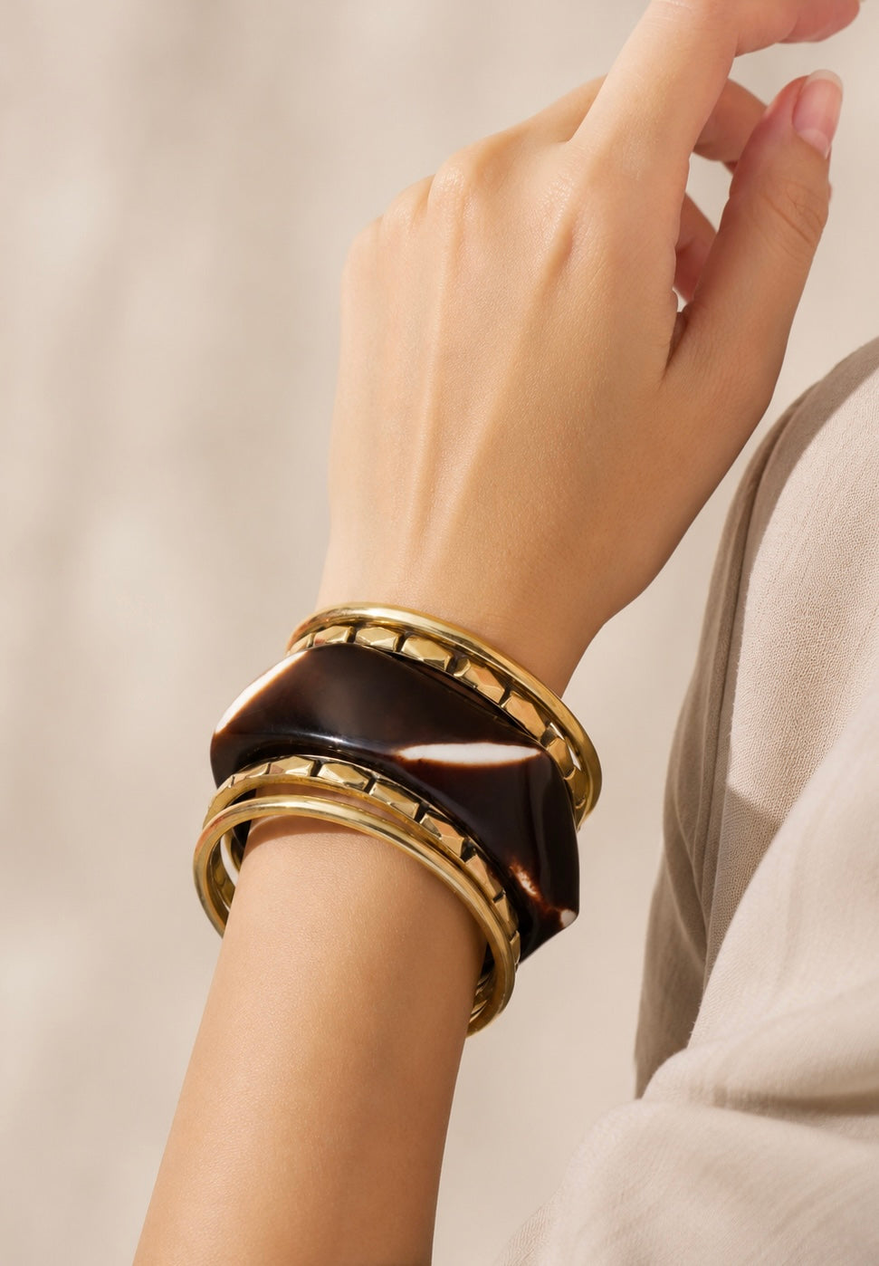 Tortoiseshell Resin & Gold-Tone Bangle Stack | Chunky Geometric Resin Cuff Set