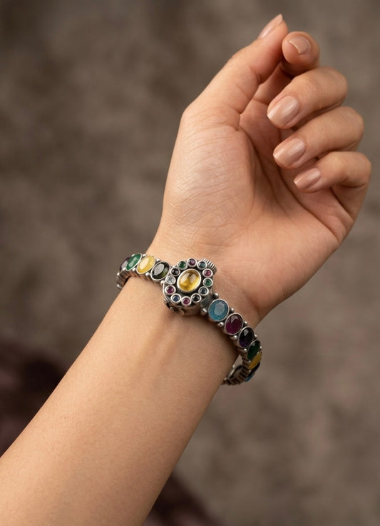 Royal Navratna-Inspired Multi-Stone Bracelet – Oxidized Silver Vintage Statement Kada