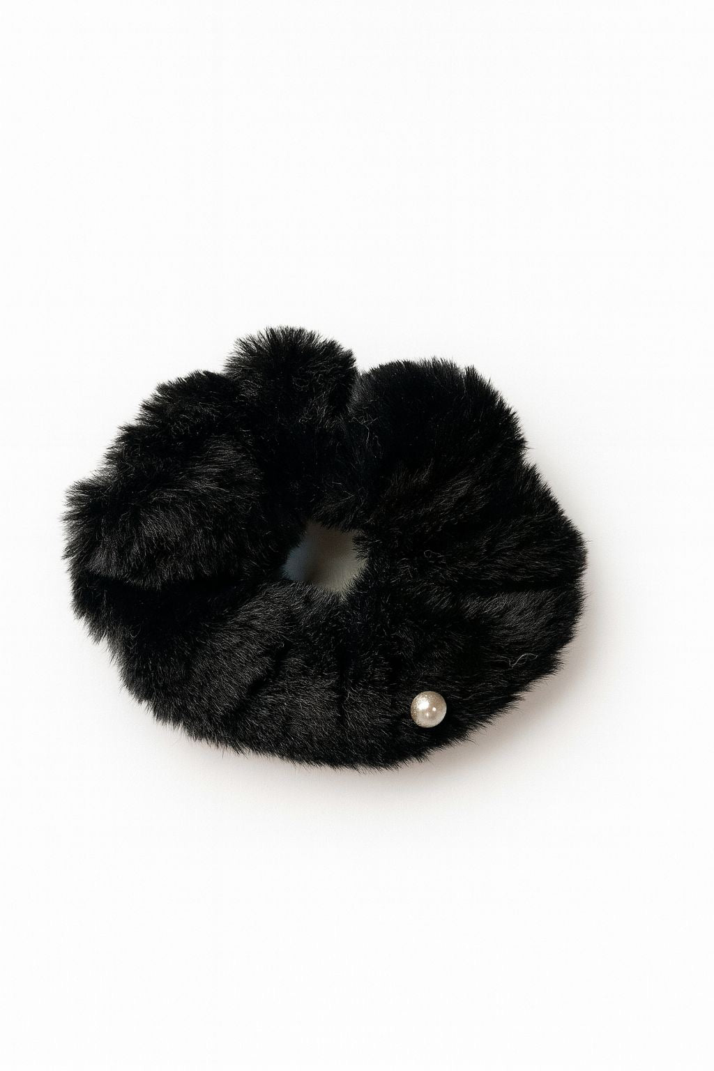 Faux Fur Pearl Scrunchie – Soft, Elegant & Winter-Perfect