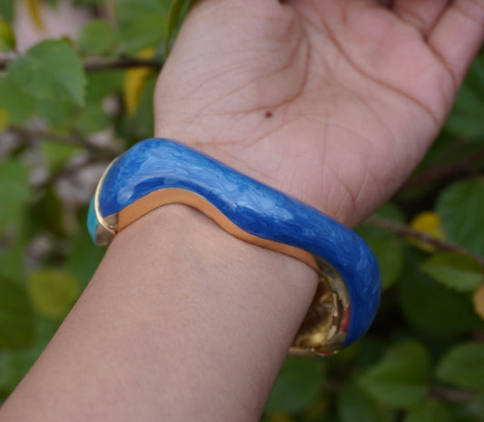 Sculpted Kada Bracelet with Gold Finish