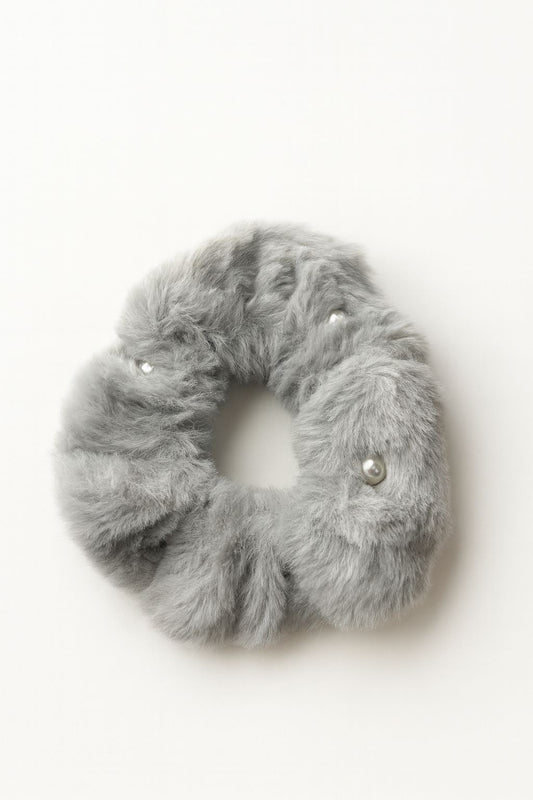 Faux Fur Pearl Scrunchie – Soft, Elegant & Winter-Perfect