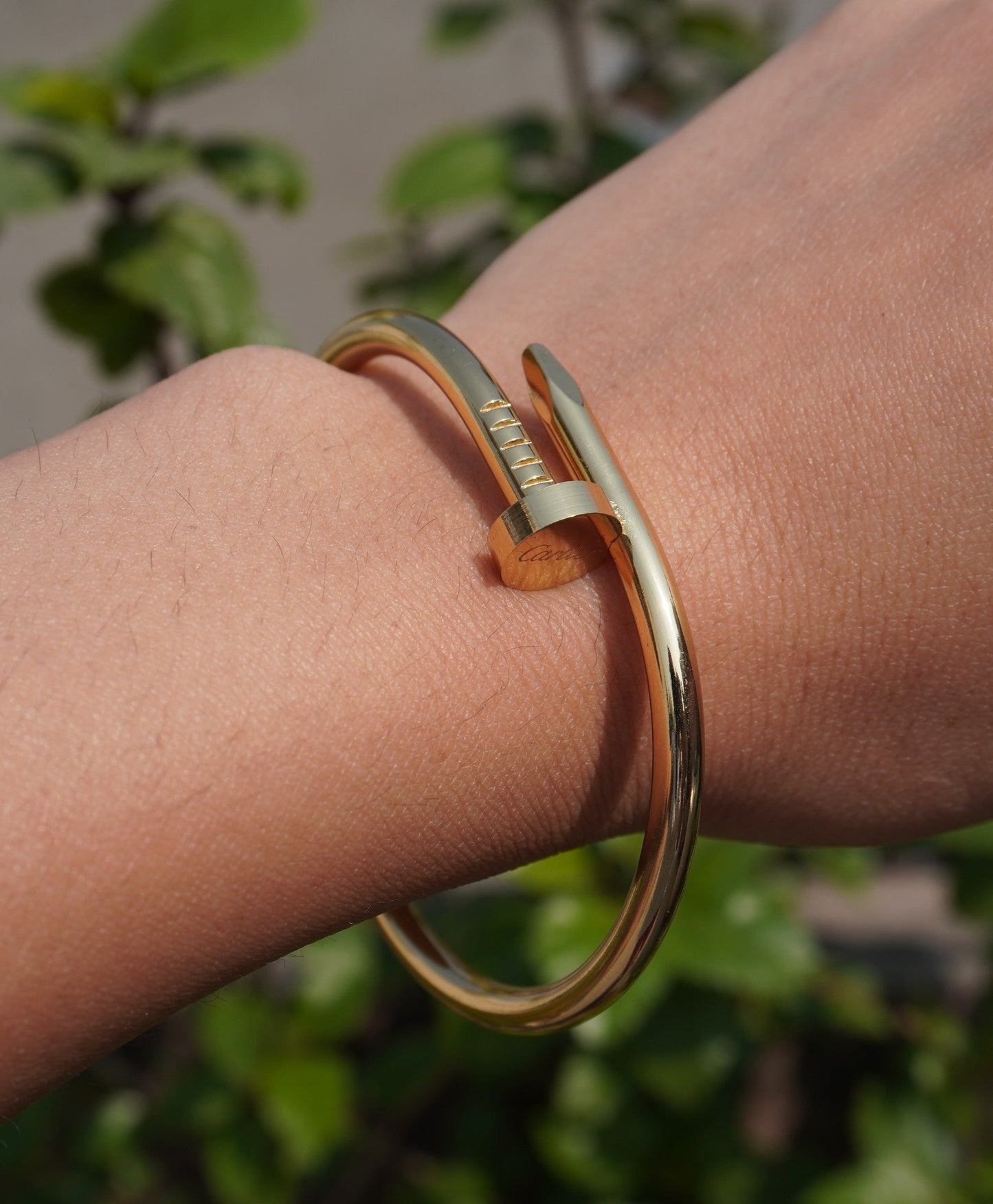 Classic Gold Nail Design Bracelet