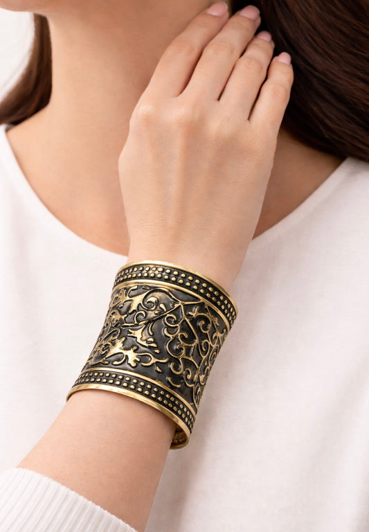 Heritage Scrollwork Wide Bangle – Traditional Brass Artistry