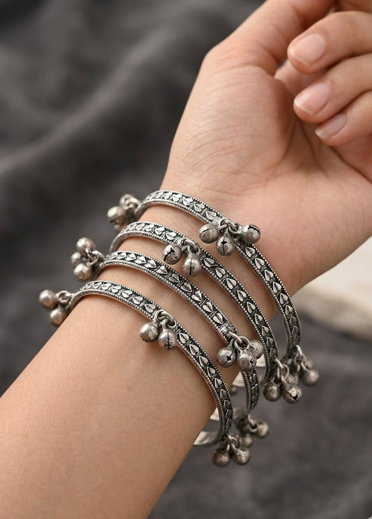 Antique Silver Ghungroo Bangles | Set of Oxidized Tribal Leaf-Pattern Stackable Bracelets