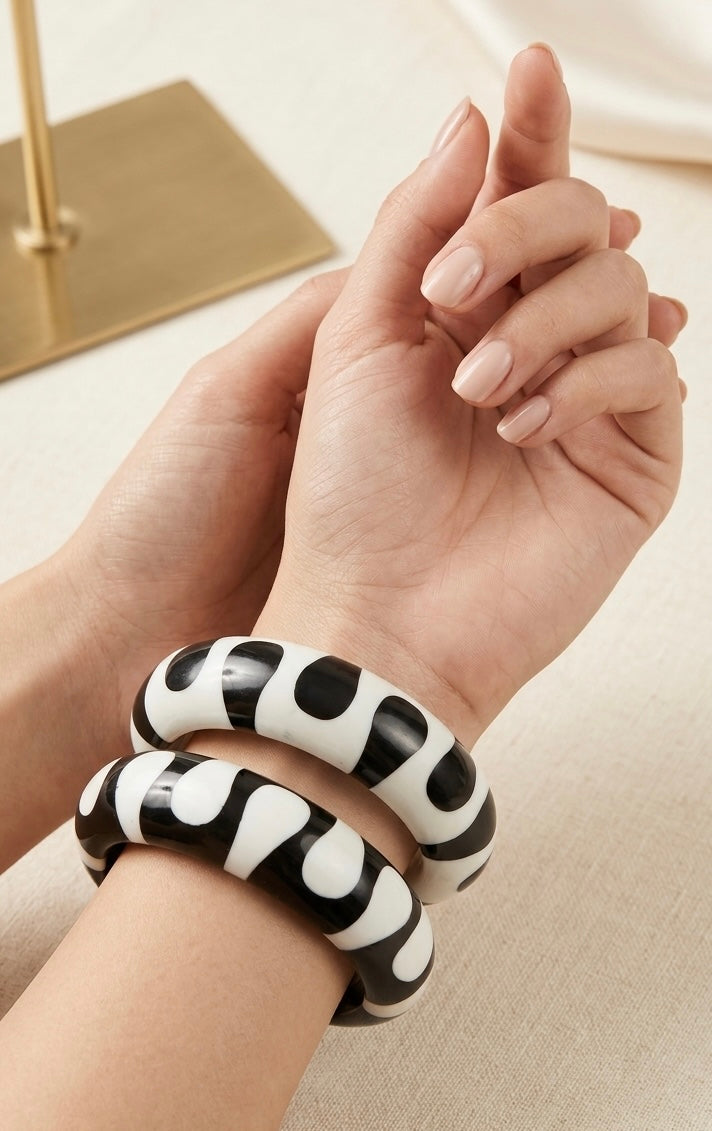 Monochrome Wave Chunky Resin Bangle Set | Black & White Striped Sculptural Cuffs (Set of 2)