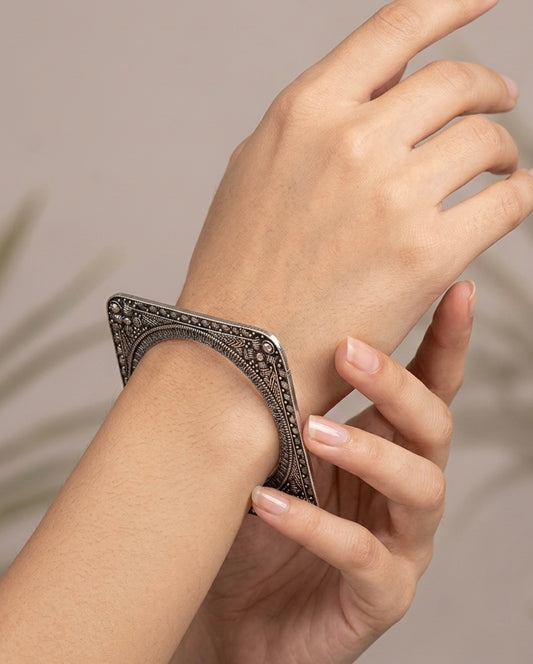 Architectural Square Thin Sleek Kada – Oxidized Silver Geometric Bangle with Intricate Tribal Engravings