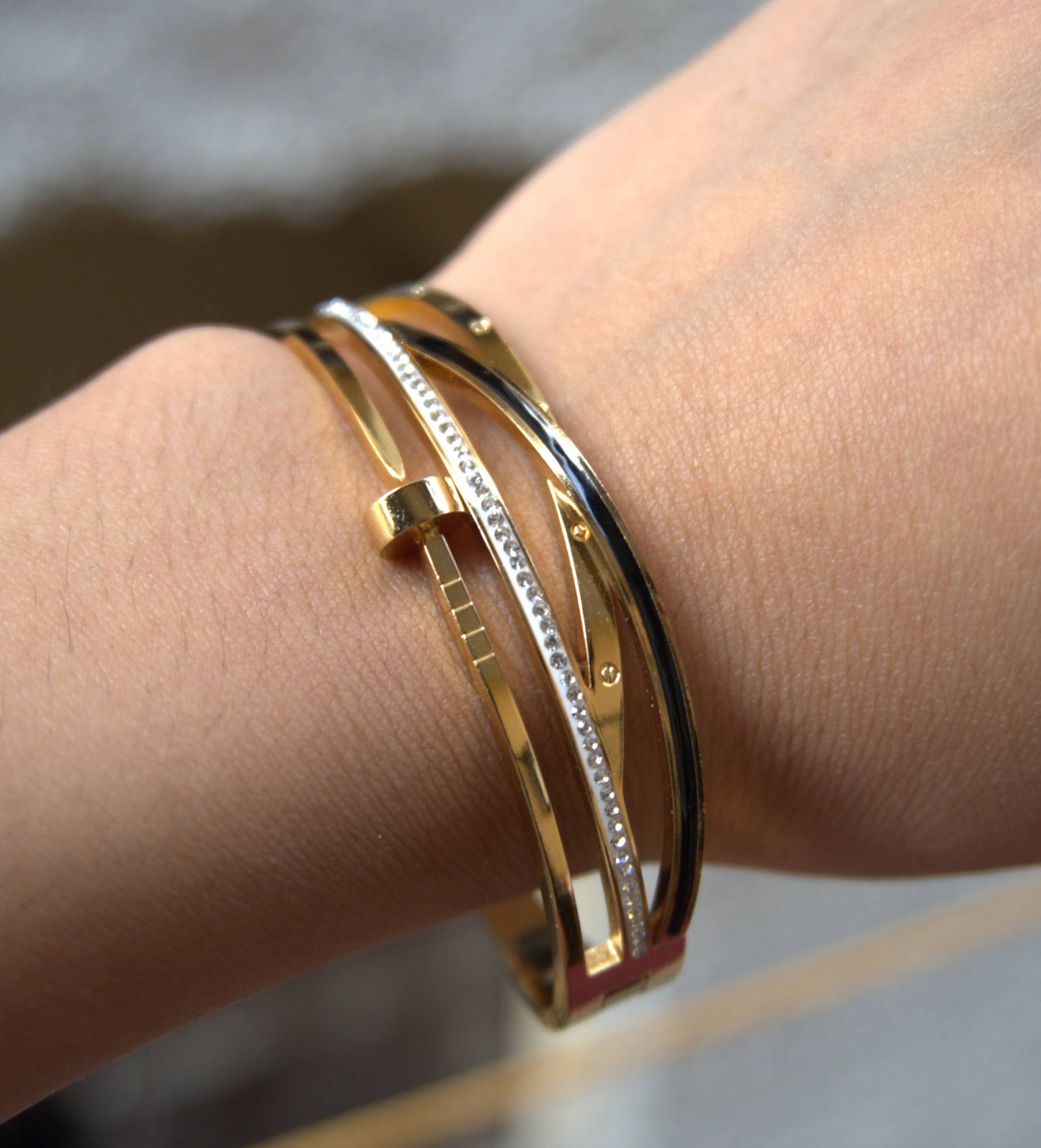 Elegant Golden Layered Bracelet