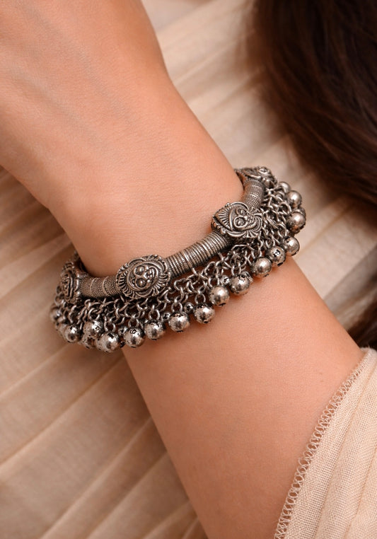 Antique Silver Ghungroo Statement Bangle | Oxidized Tribal Kada with Bell Fringe