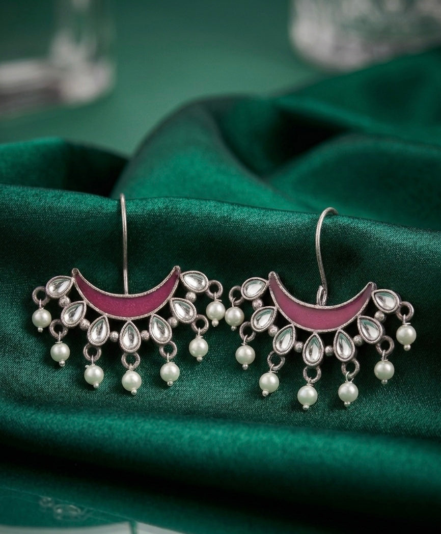 Magenta Pop Crescent Kundan Studs – Oxidized Silver Chand Earrings with Pearl Accents