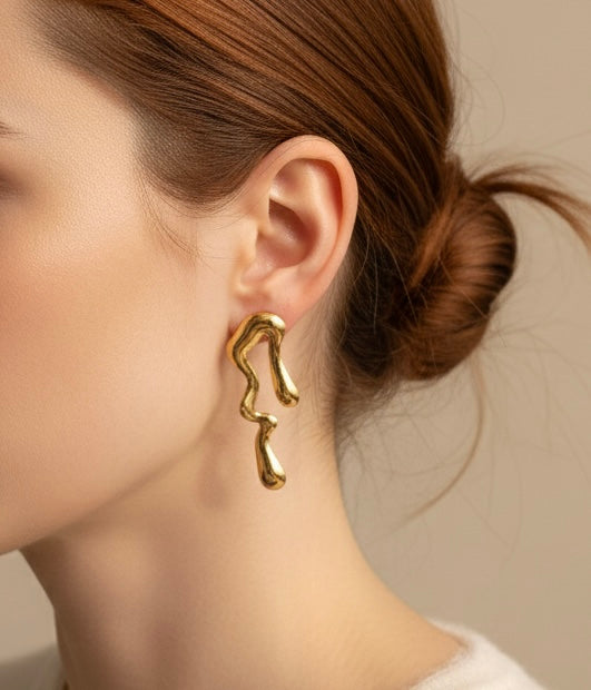 Sculptural Wave Earring
