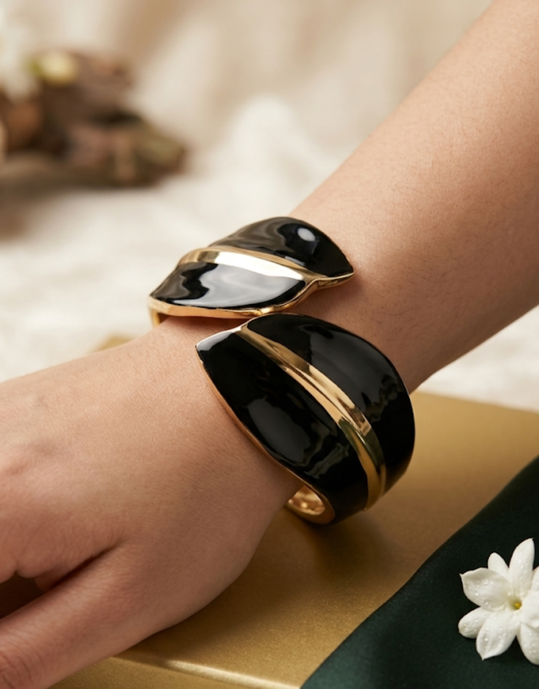 Noir Leaf Gold-Trimmed Enamel Bypass Cuff