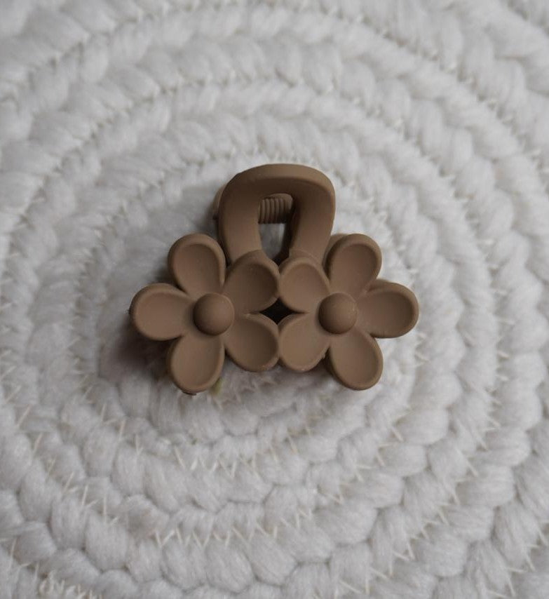 Matte Double Sunflower Mini Hair Claw Clip