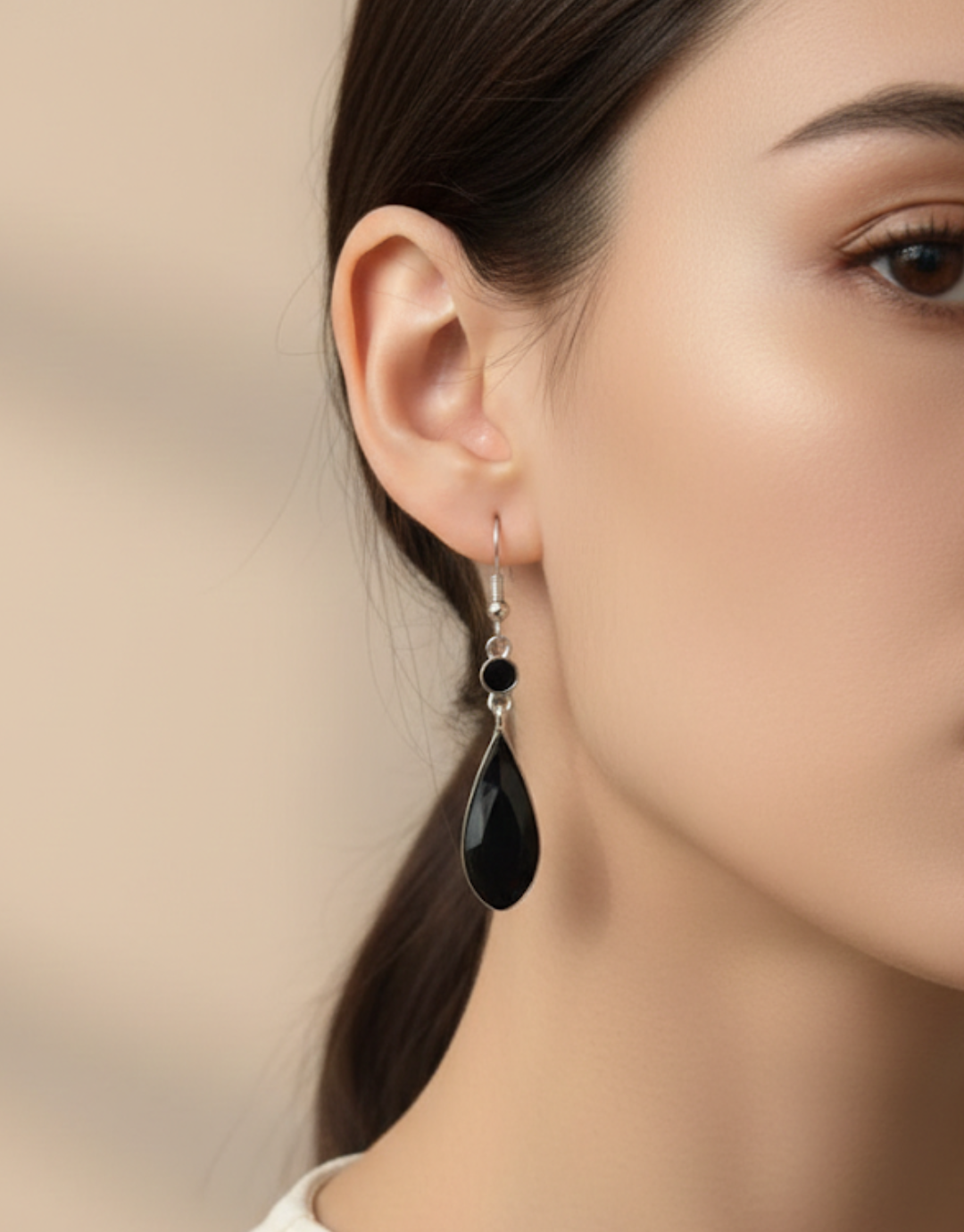 Midnight Onyx Teardrop Earrings – Elegant Silver-Tone Dangle Earrings for Women