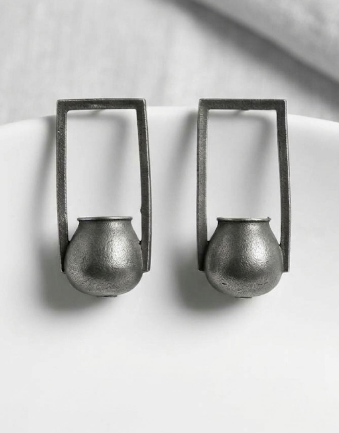 Minimalist Rectangular Cauldron Drop Earrings