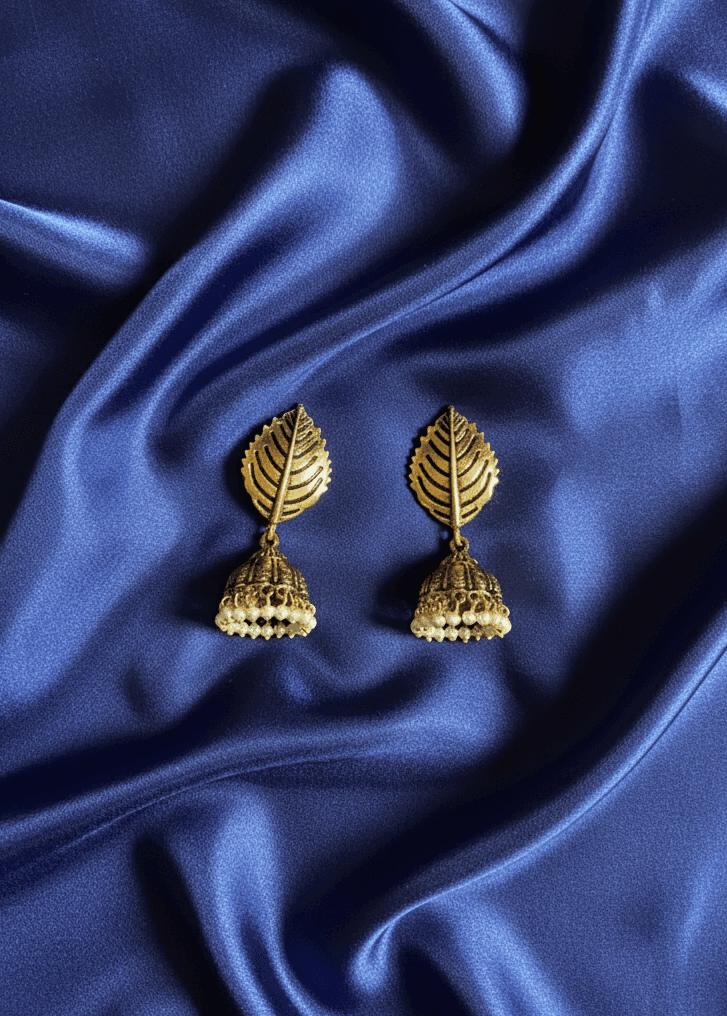 leaf_earring_golden-min